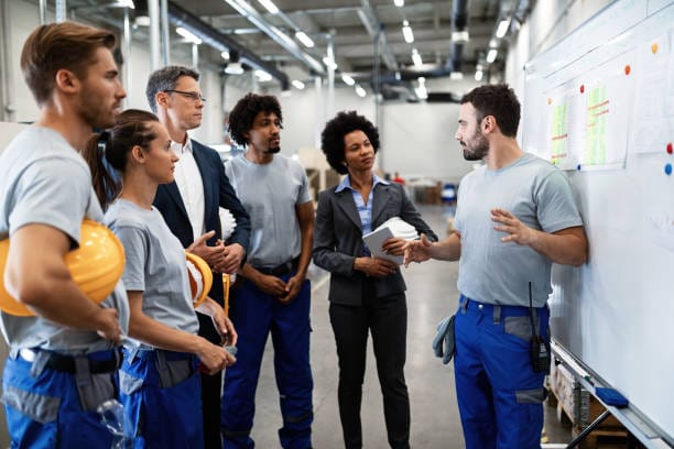 Deskless workers can stay connected with apps such as Connecteam